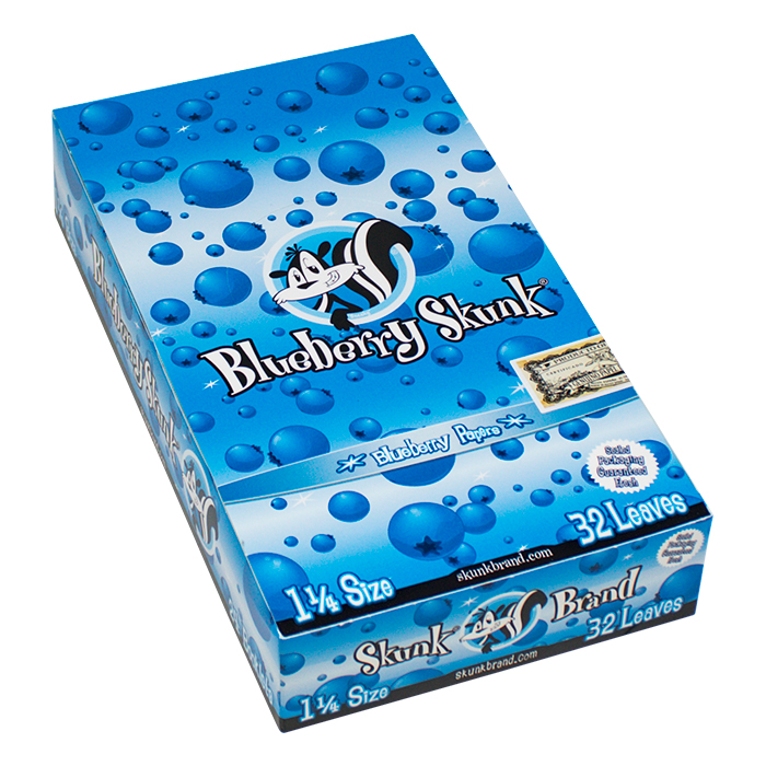 Skunk Rolling Paper Blueberry 1.25