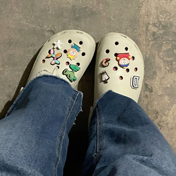 Lolli Drip Lips Crocs Charm